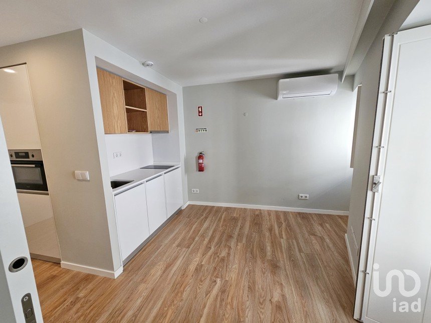 Apartment T1 in Santo António of 38 m²
