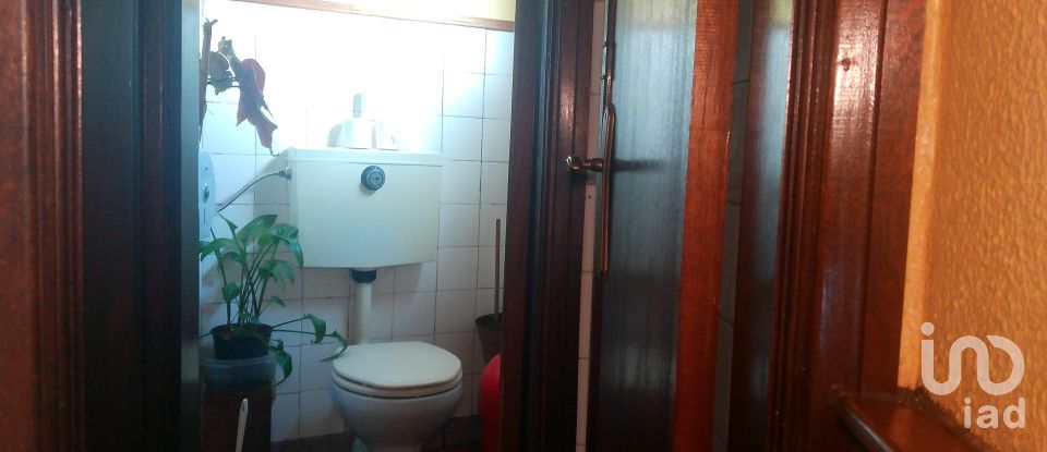 Boutique/Local commercial à Arcozelos de 85 m²