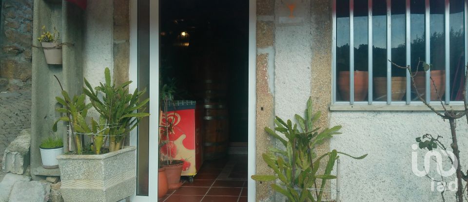 Boutique/Local commercial à Arcozelos de 85 m²