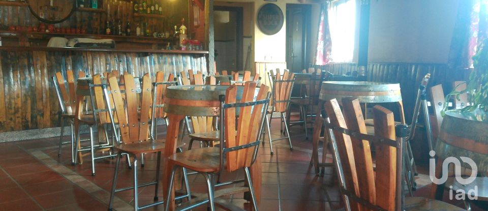 Boutique/Local commercial à Arcozelos de 85 m²