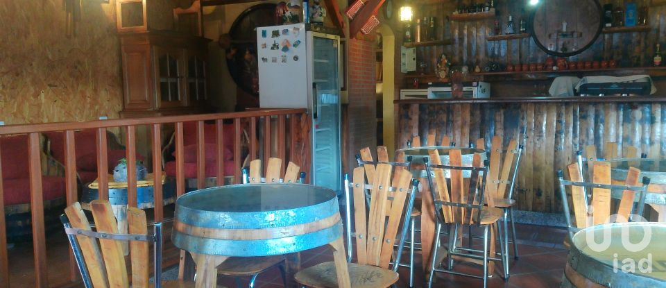 Boutique/Local commercial à Arcozelos de 85 m²