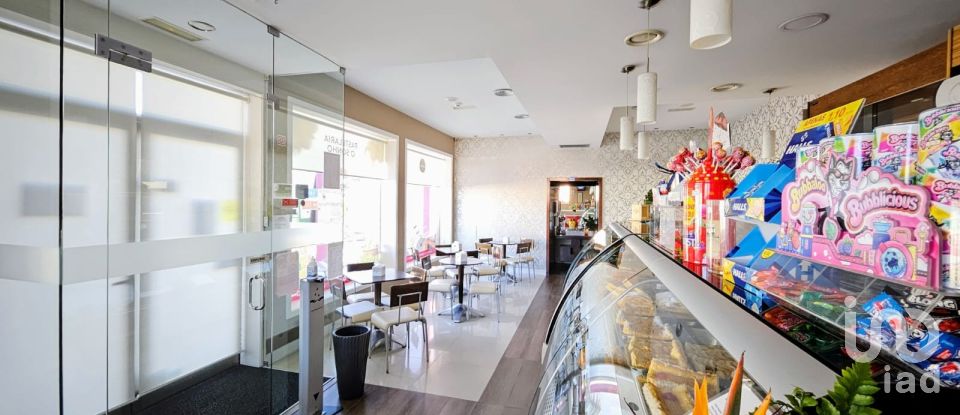 Boutique/Local commercial à Pardilhó de 203 m²