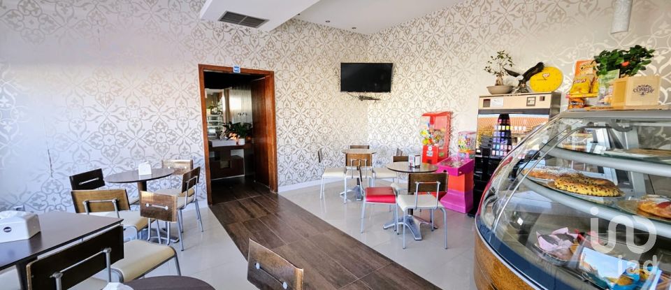 Boutique/Local commercial à Pardilhó de 203 m²