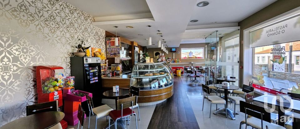 Boutique/Local commercial à Pardilhó de 203 m²