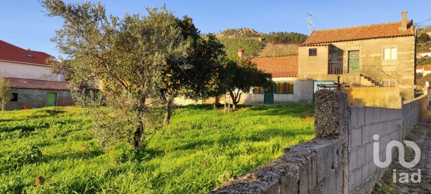 Maison T5 à Penha Garcia de 112 m²