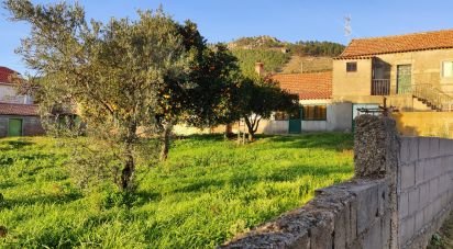 Maison T5 à Penha Garcia de 112 m²