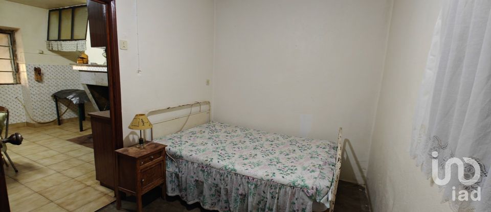 Maison T5 à Penha Garcia de 112 m²