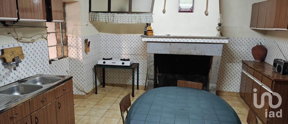 Maison T5 à Penha Garcia de 112 m²