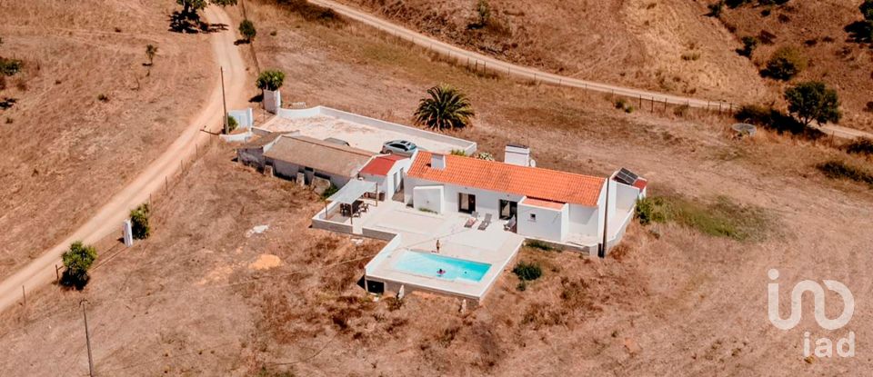 Maison rustique T2 à Santiago do Cacém, Santa Cruz e São Bartolomeu da Serra de 159 m²