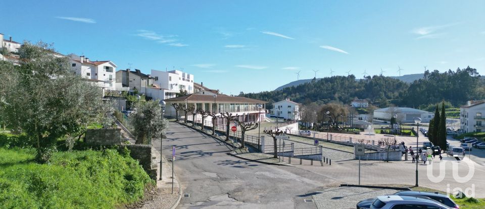 Terreno urbano em São Miguel, Santa Eufémia e Rabaçal de 505 m²