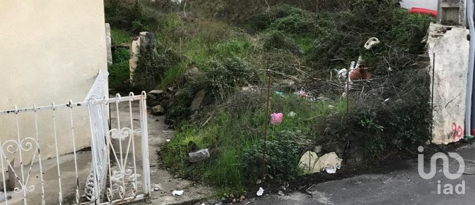 Moradia T2 em Peso da Régua e Godim de 345 m²