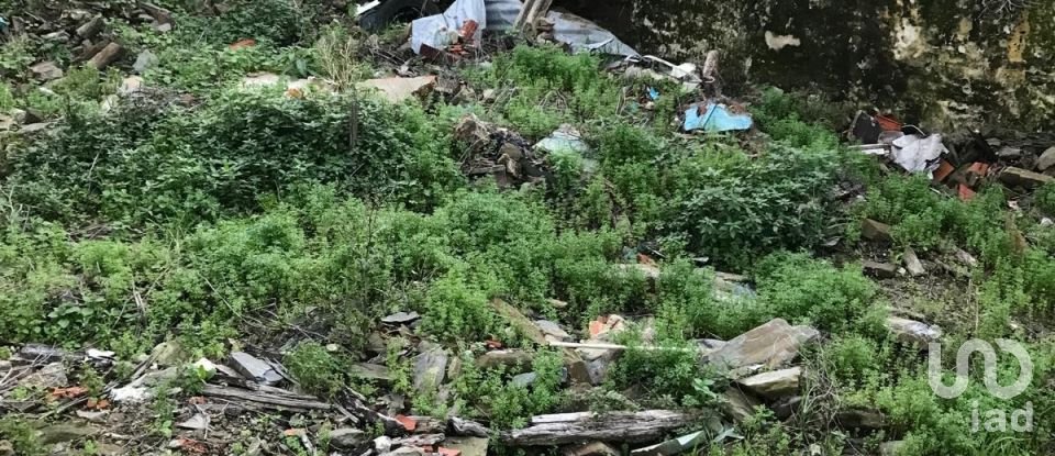 Moradia T2 em Peso da Régua e Godim de 345 m²