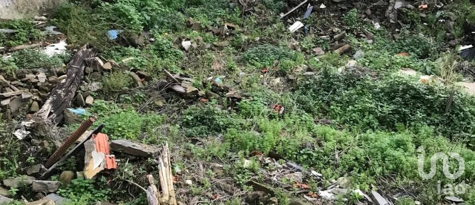 Moradia T2 em Peso da Régua e Godim de 345 m²