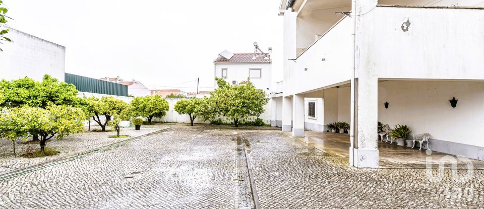 Moradia T7 em Montijo e Afonsoeiro de 586 m²