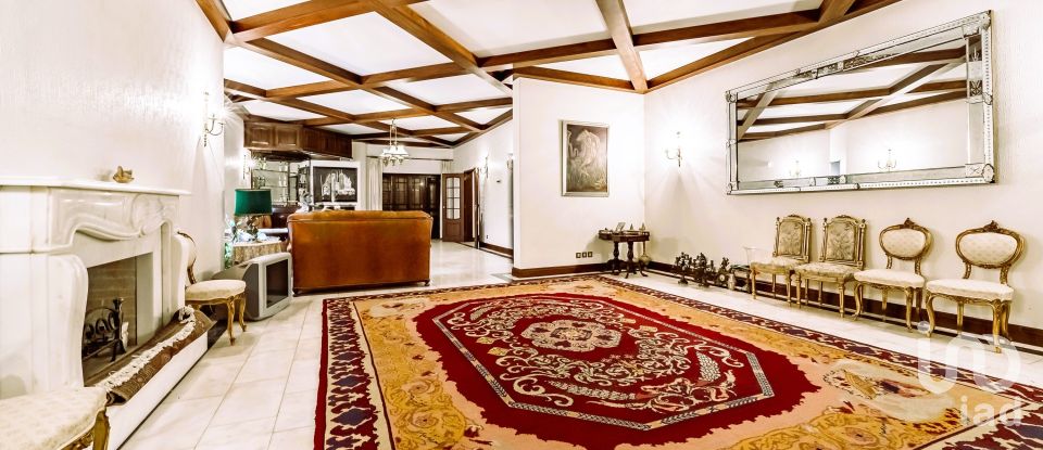 Moradia T7 em Montijo e Afonsoeiro de 586 m²