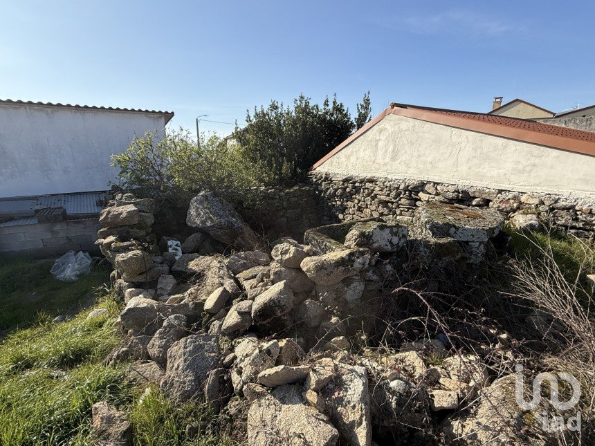 Casa de Campo T1 em Mouçós e Lamares de 120 m²