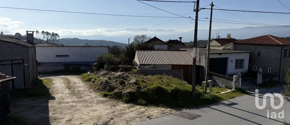 Casa de Campo T1 em Mouçós e Lamares de 120 m²