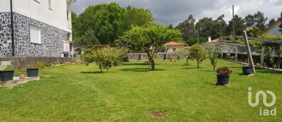 Maison traditionnelle T3 à Aldreu de 383 m²