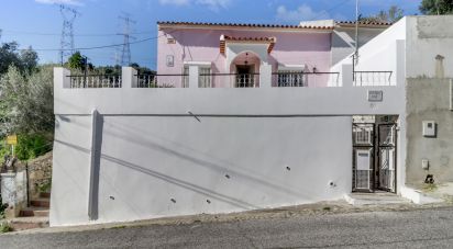 Maison T2 à Queluz e Belas de 58 m²