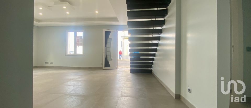 Maison T5 à Castro Marim de 227 m²