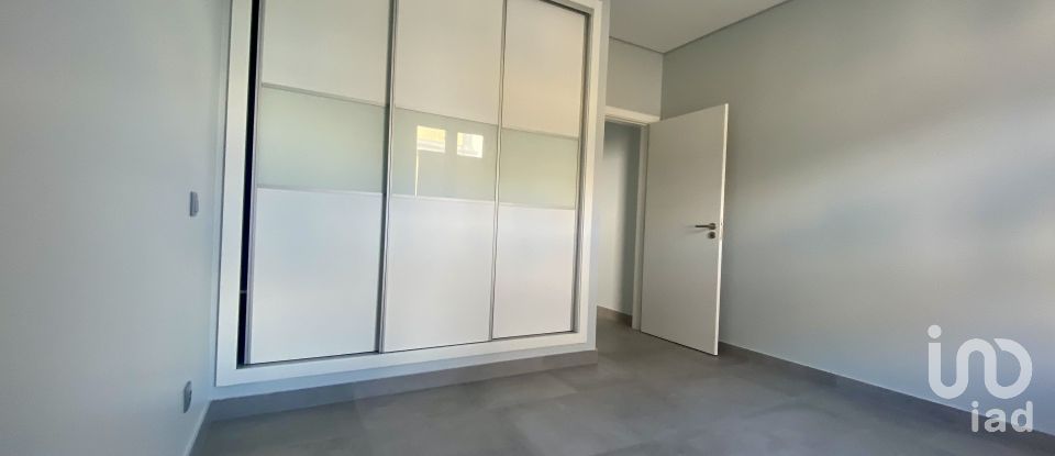 Maison T5 à Castro Marim de 227 m²