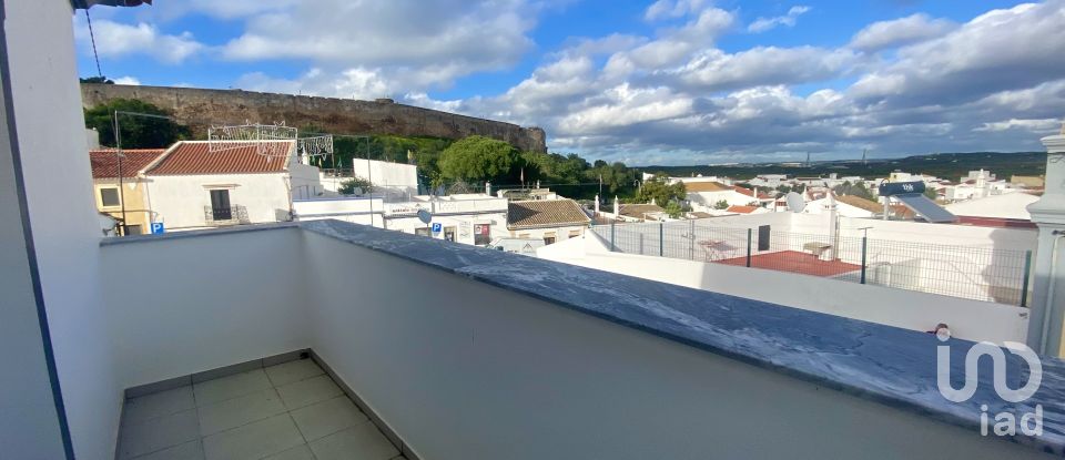 Maison T5 à Castro Marim de 227 m²