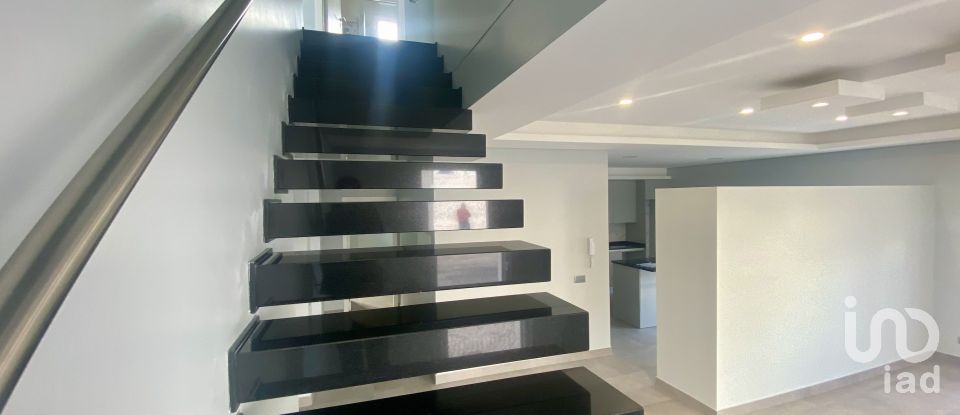 Maison T5 à Castro Marim de 227 m²