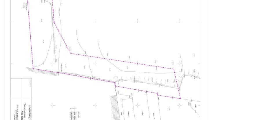 Terrain à bâtir à Montenegro de 1 120 m²