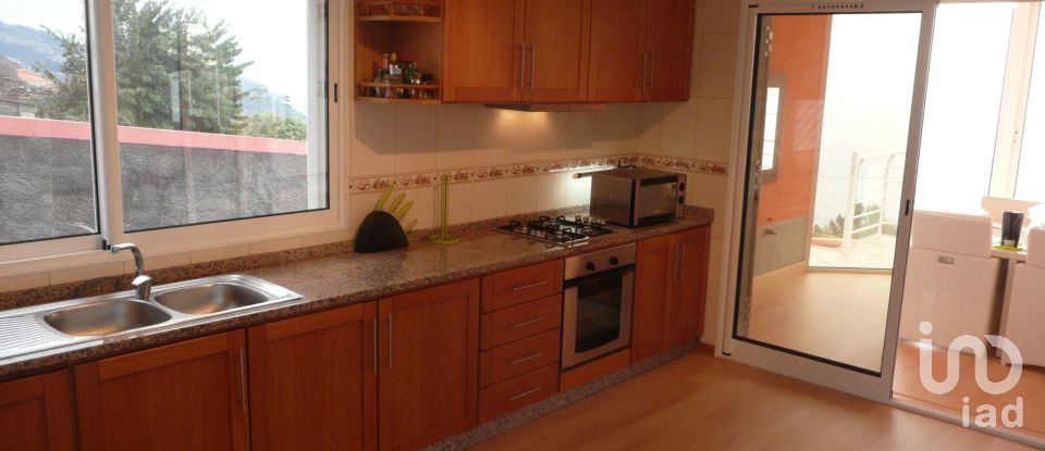 Lodge T3 in Prazeres of 144 m²