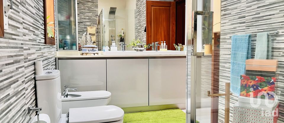 Moradia T4 em Modivas de 416 m²