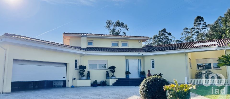 Moradia T4 em Modivas de 416 m²