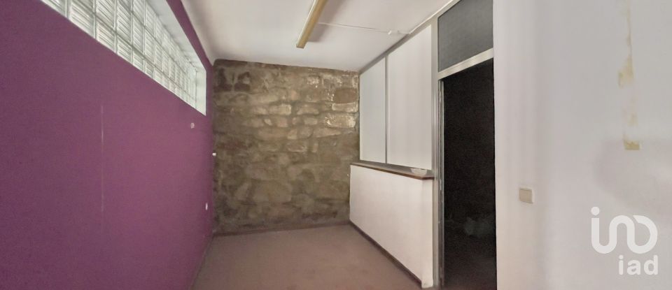 Immeuble à Gouveia de 240 m²