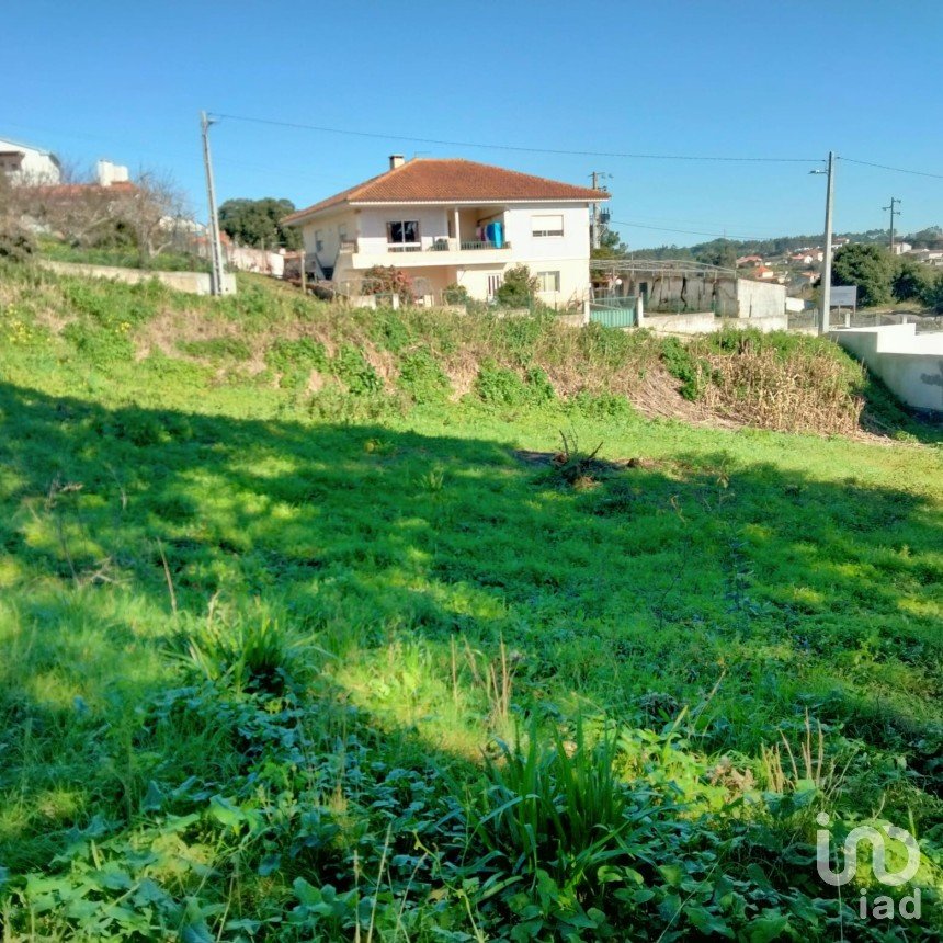 Building plot in Nadadouro of 930 m²