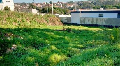 Terrain à bâtir à Nadadouro de 930 m²