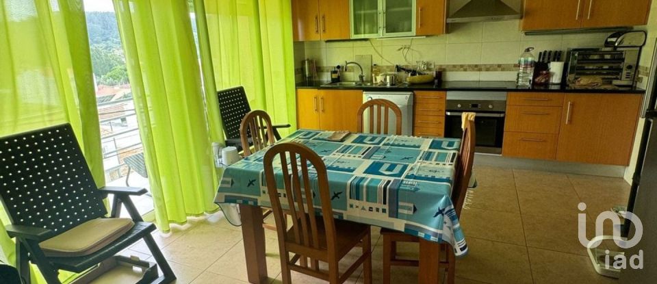 Moradia T3 em Santa Catarina de 275 m²