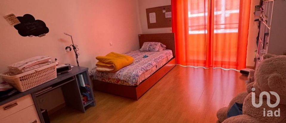 Moradia T3 em Santa Catarina de 275 m²