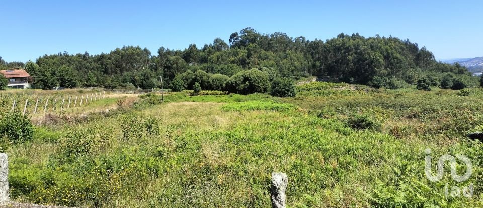 Terreno urbano em Recezinhos (São Mamede) de 3 070 m²