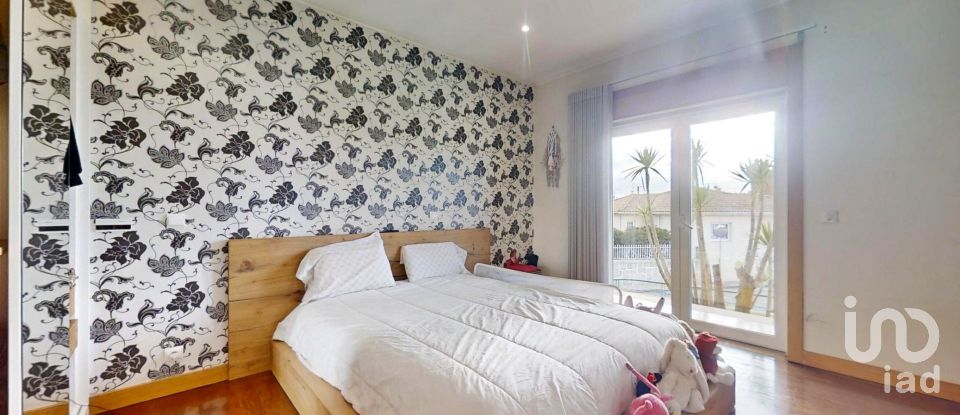 Maison T4 à Castelo do Neiva de 134 m²