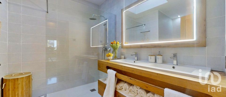 Maison T4 à Castelo do Neiva de 134 m²