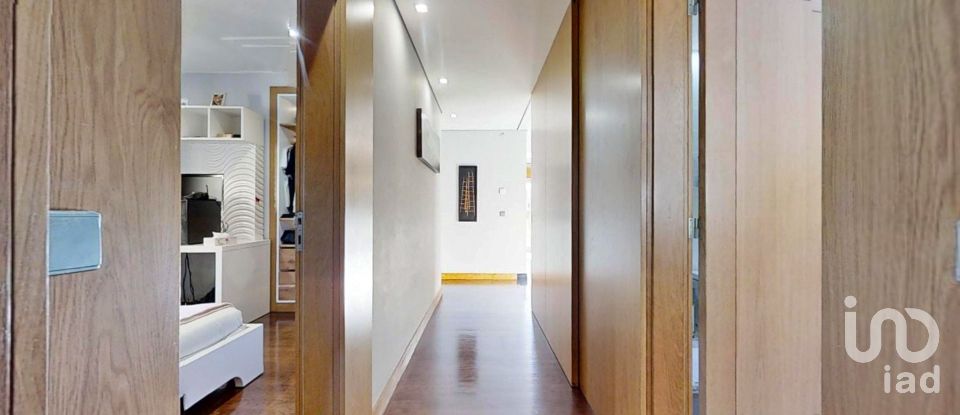 Maison T4 à Castelo do Neiva de 134 m²