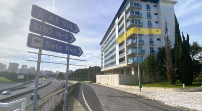 Apartment T4 in Marvila of 190 m²