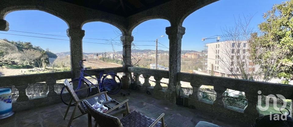 Casa T4 em Antas e Abade de Vermoim de 365 m²