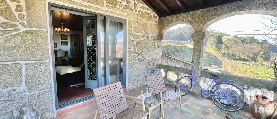 Casa T4 em Antas e Abade de Vermoim de 365 m²