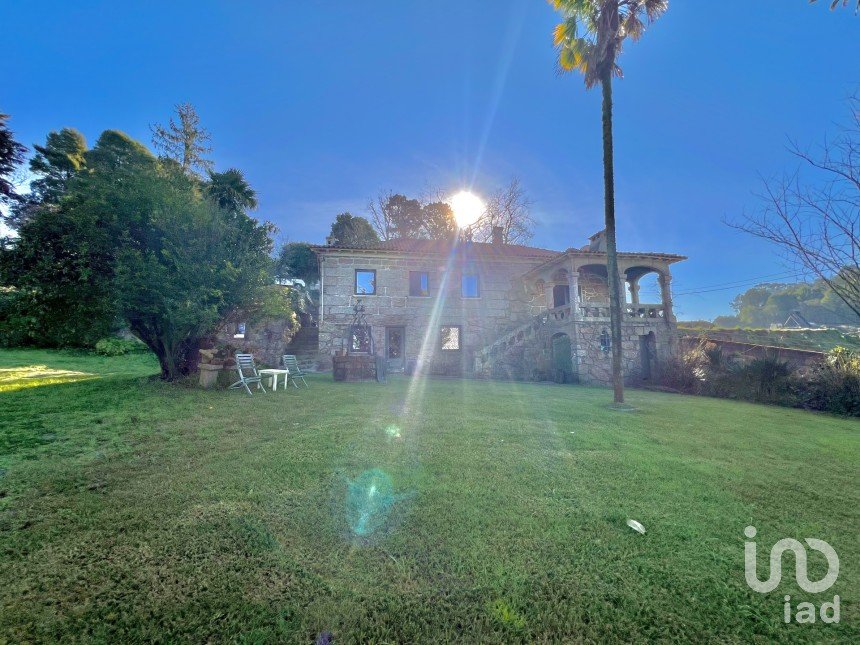 Casa T4 em Antas e Abade de Vermoim de 365 m²