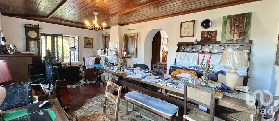 Casa T4 em Antas e Abade de Vermoim de 365 m²