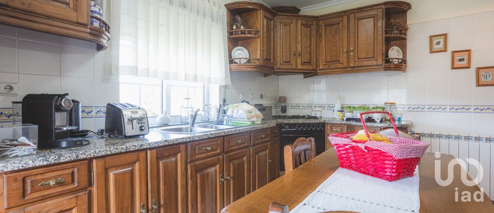 Maison T3 à Folques de 248 m²