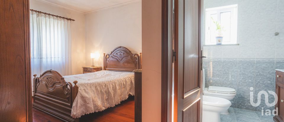 Maison T3 à Folques de 248 m²