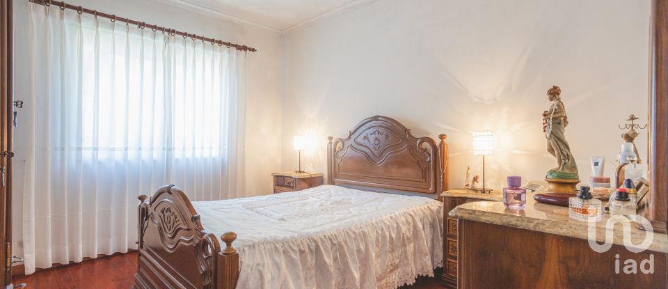 Maison T3 à Folques de 248 m²