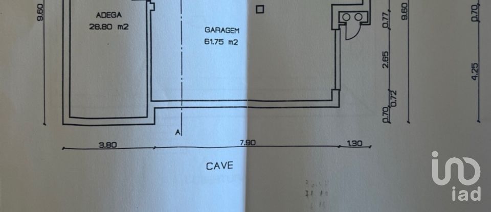 Maison T3 à Folques de 248 m²