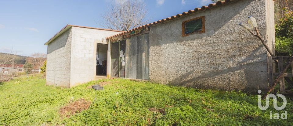 Maison T3 à Folques de 248 m²